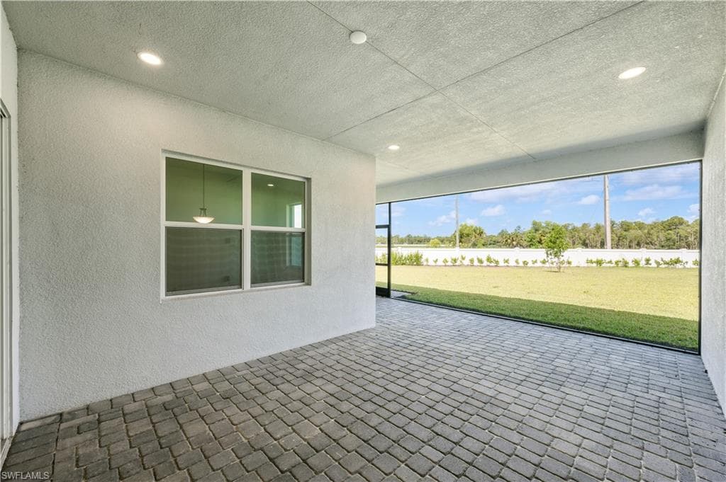 9037 Wisteria Way, Naples, FL 34114-9