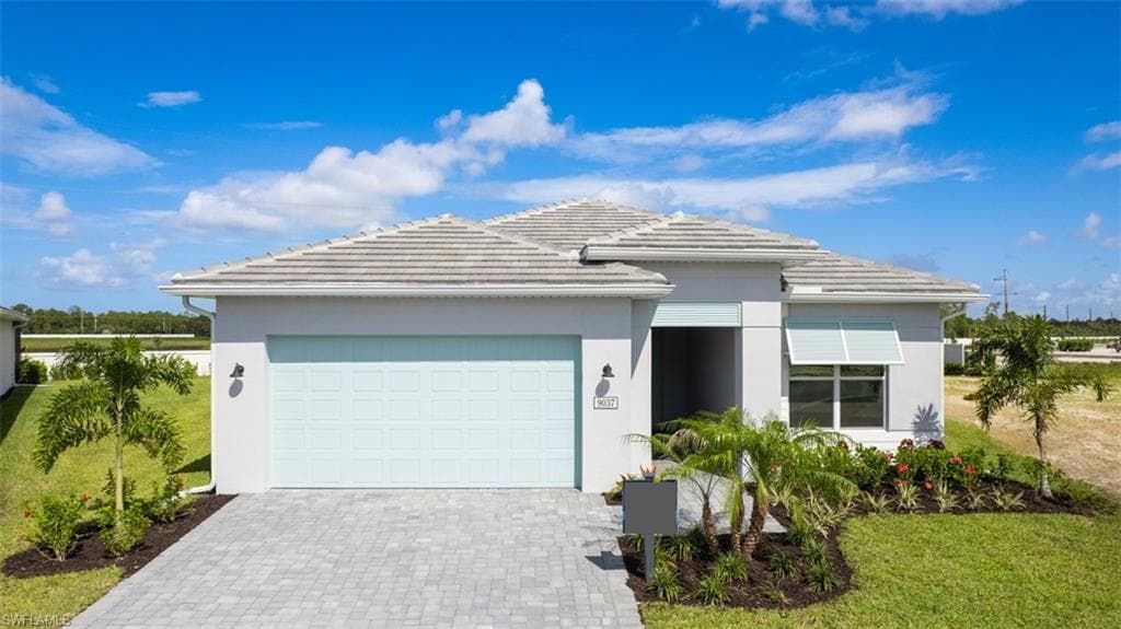 9037 Wisteria Way, Naples, FL 34114-2