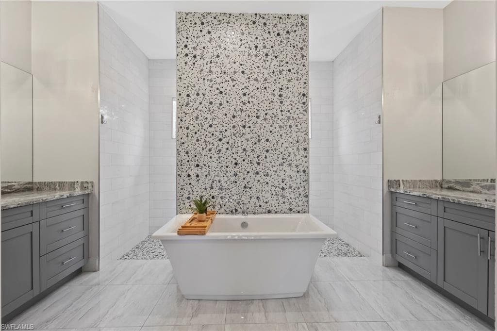3028 Woodstock Ave, Naples, FL 34120-12