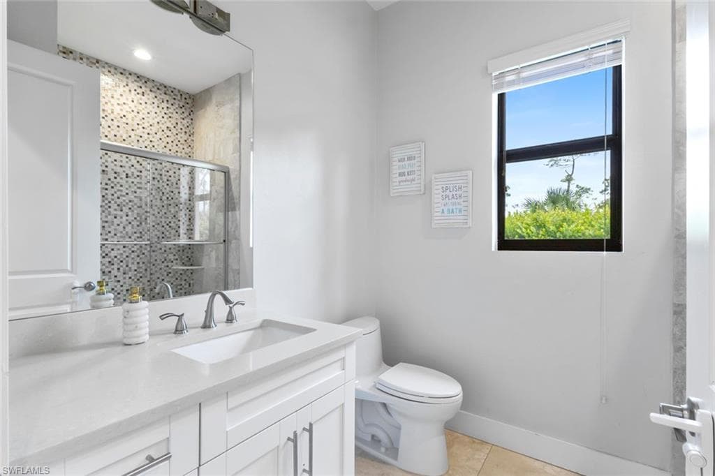 3028 Woodstock Ave, Naples, FL 34120-16