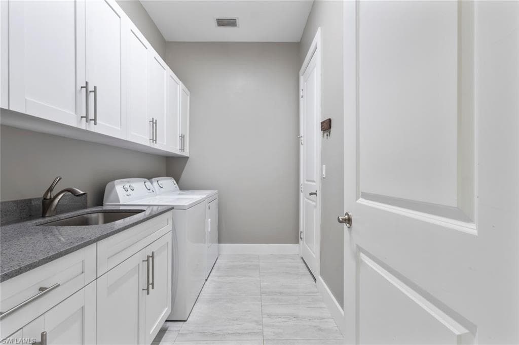 3028 Woodstock Ave, Naples, FL 34120-17