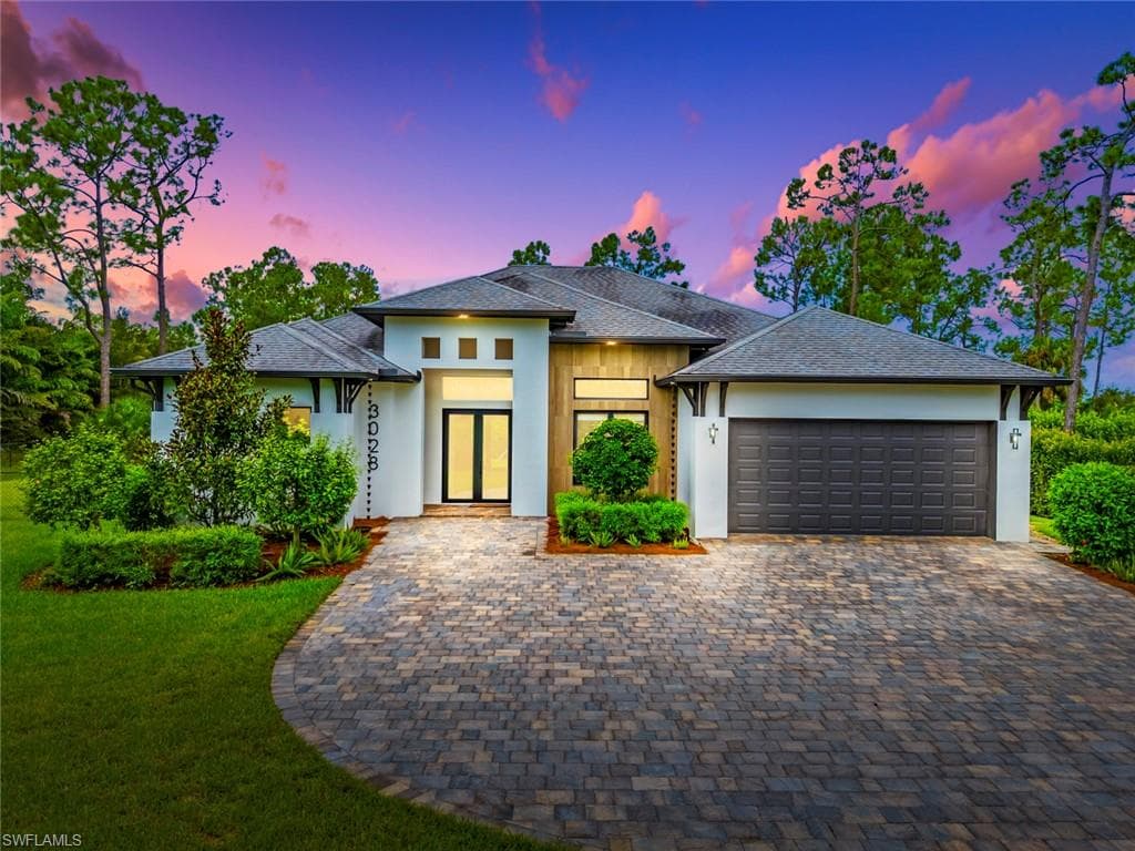 3028 Woodstock Ave, Naples, FL 34120-30