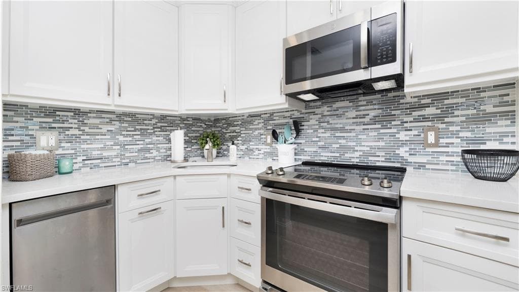 1215 Edington Pl L5, Marco Island, FL 34145-11