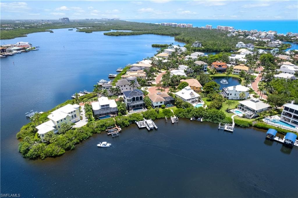 197 San Mateo Dr, Bonita Springs, FL 34134-7