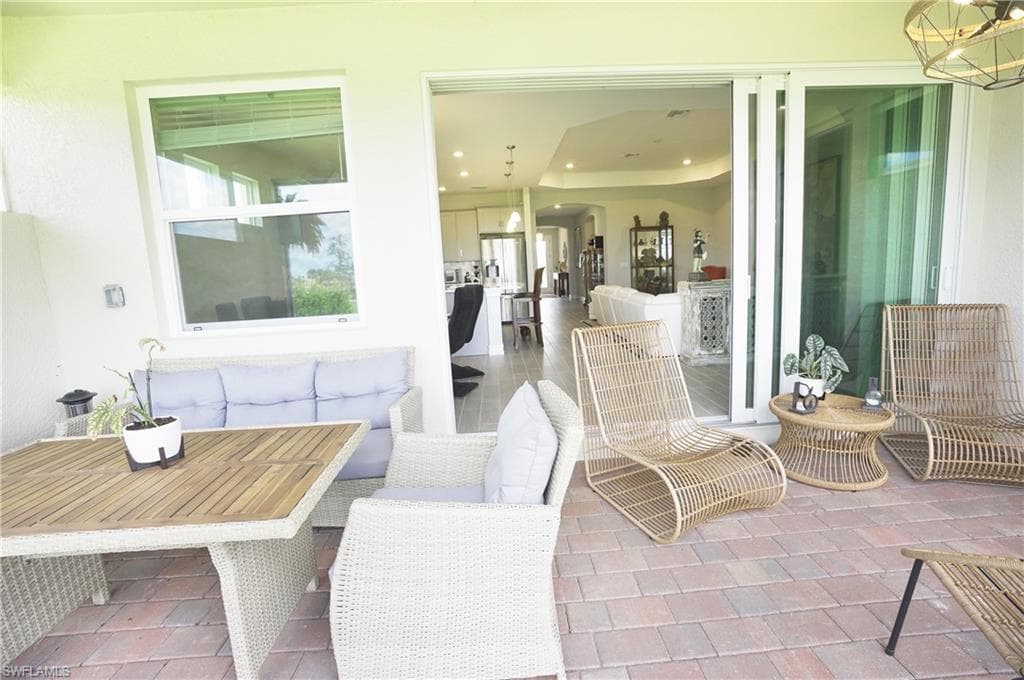 18698 Royal Hammock Blvd, Naples, FL 34114-31