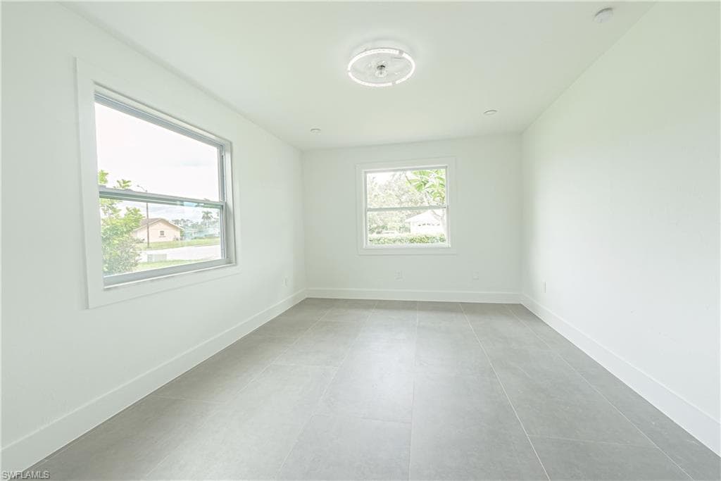 7233 Coolidge Rd, Fort Myers, FL 33967-24