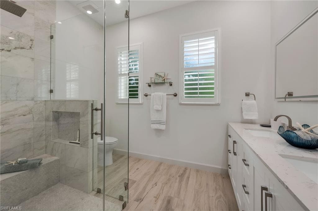 794 97th Ave N, Naples, FL 34108-11