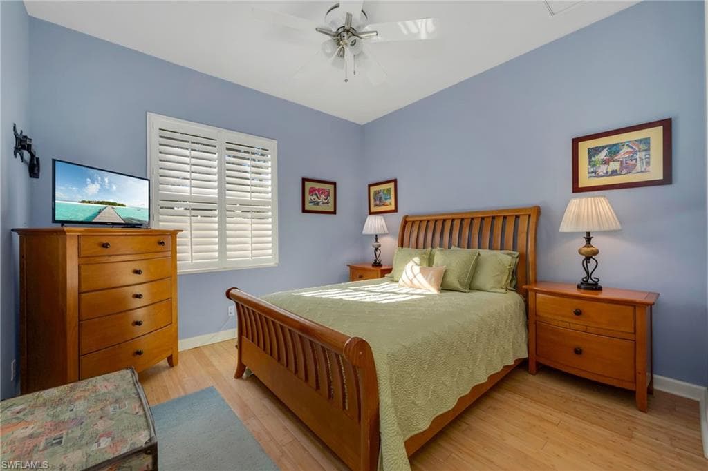 794 97th Ave N, Naples, FL 34108-12