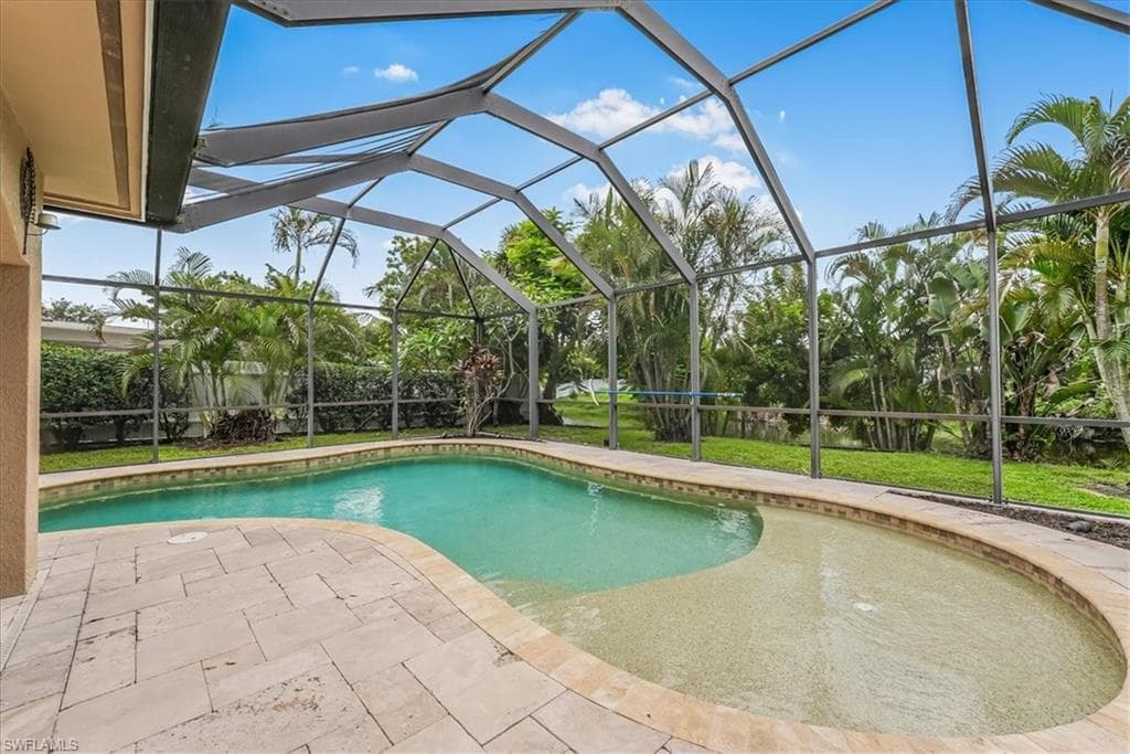 1860 51st St SW, Naples, FL 34116-26