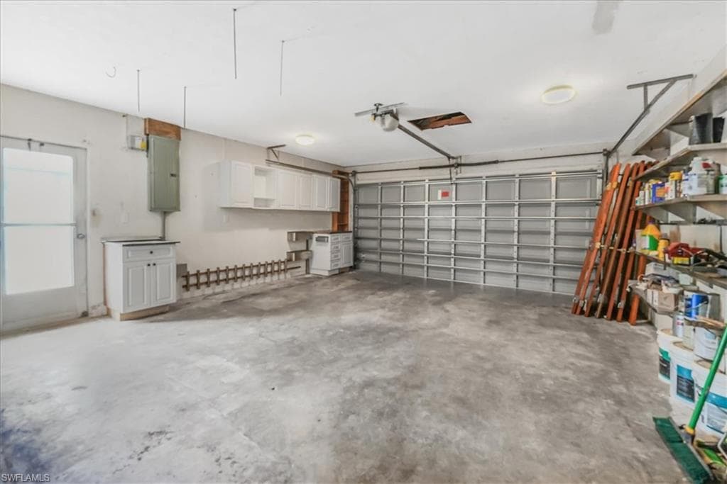 1860 51st St SW, Naples, FL 34116-35