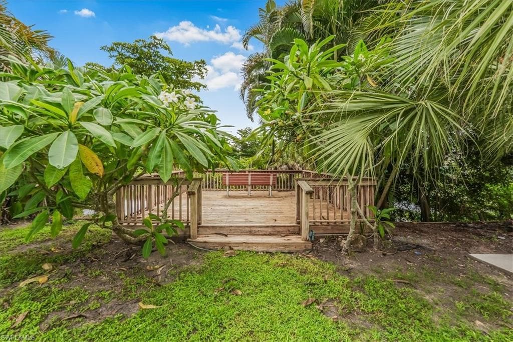 1860 51st St SW, Naples, FL 34116-3