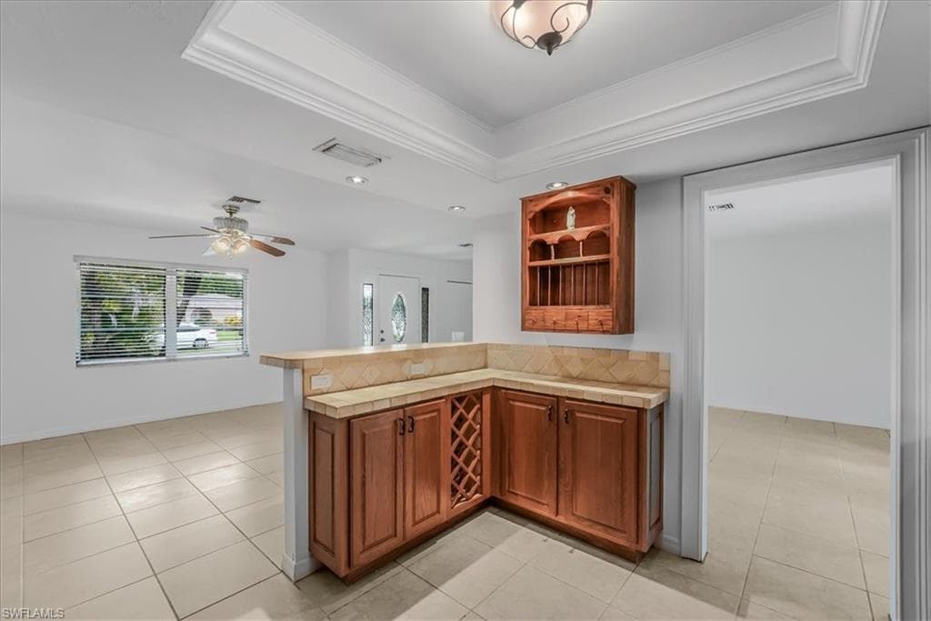 1860 51st St SW, Naples, FL 34116-8