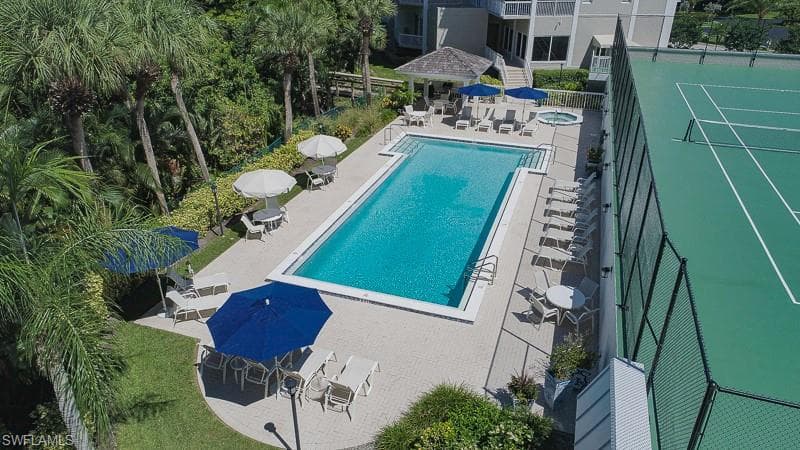 5501 Heron Point Dr 504, Naples, FL 34108-16