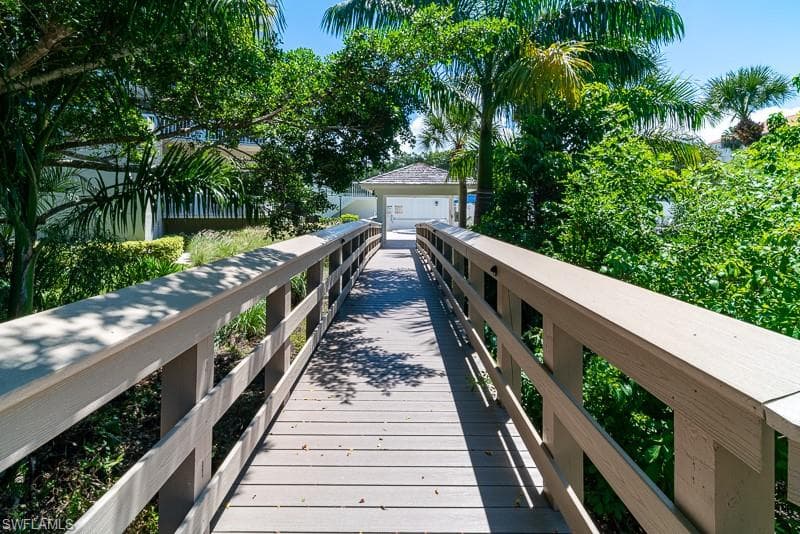 5501 Heron Point Dr 504, Naples, FL 34108-20