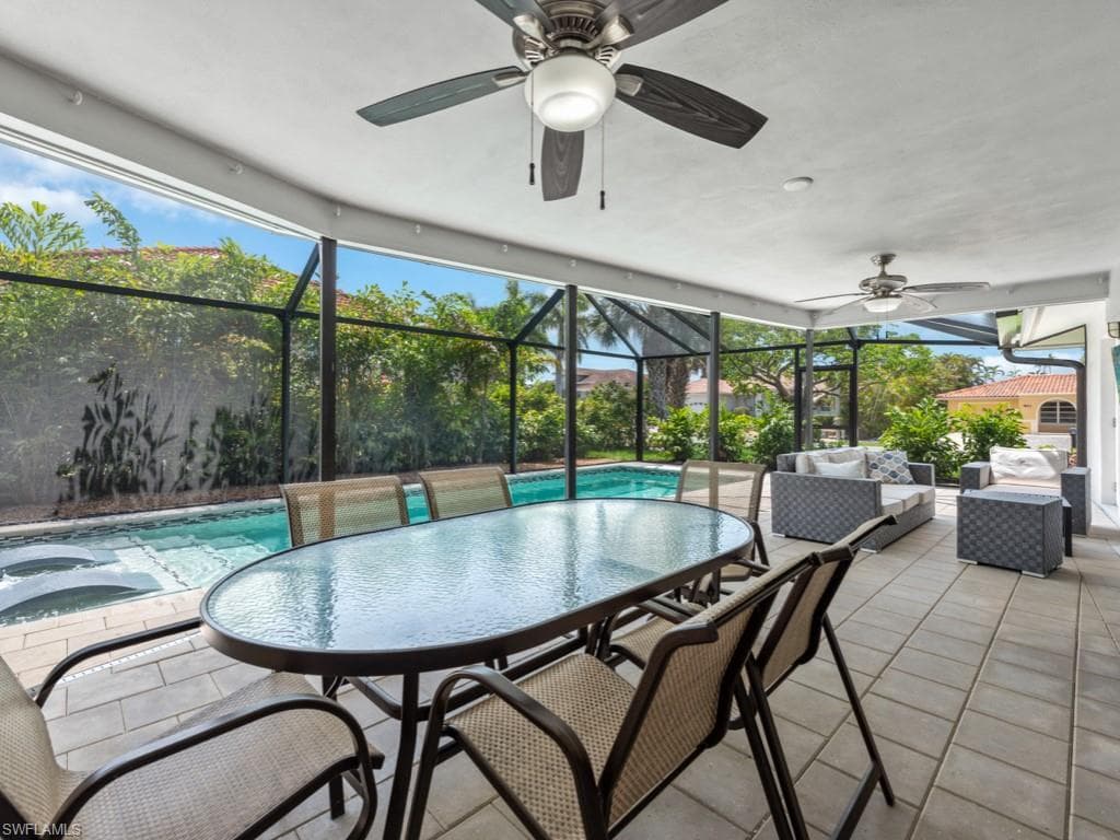 291 Flamingo Cir, Marco Island, FL 34145-24