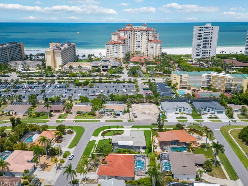291 Flamingo Cir, Marco Island, FL 34145-27