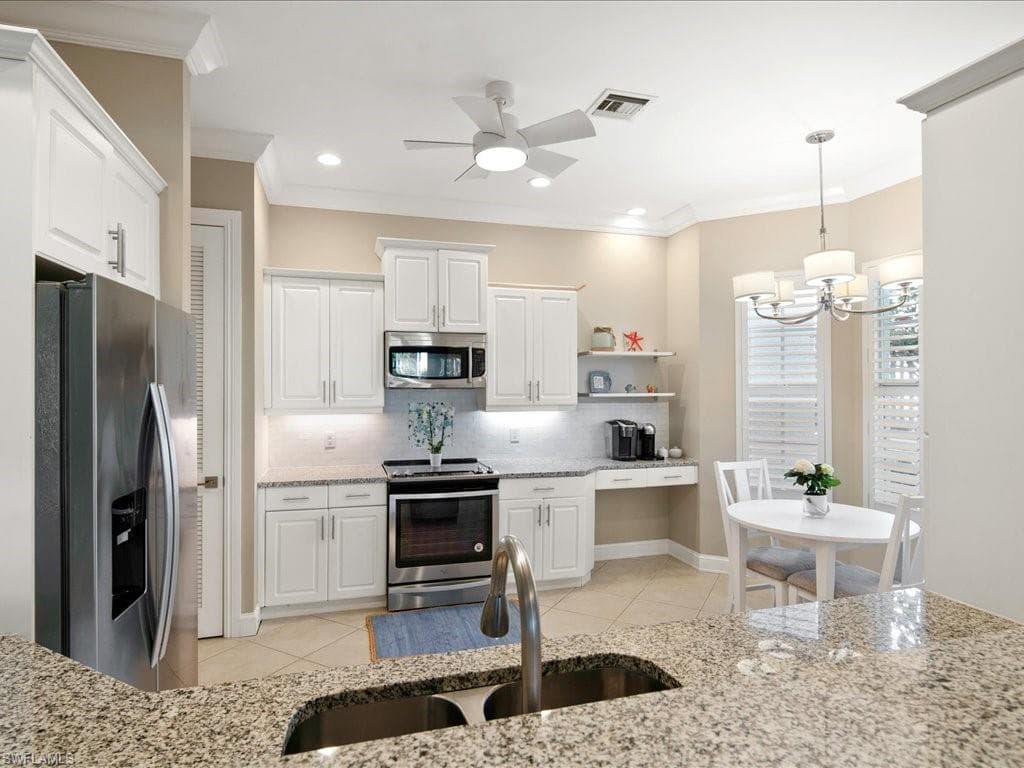 5025 Blauvelt Way 101, Naples, FL 34105-11