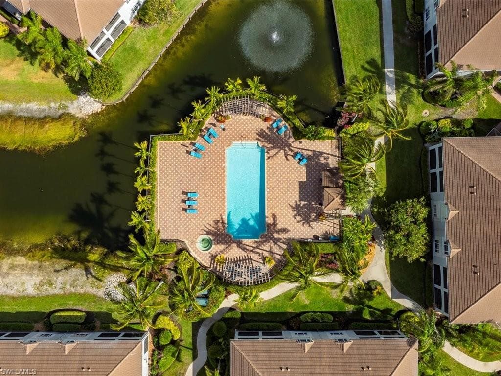 5025 Blauvelt Way 101, Naples, FL 34105-27