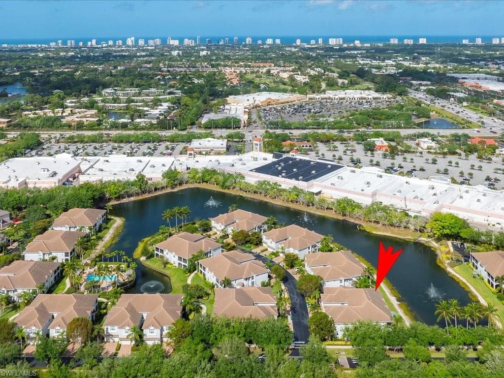 5025 Blauvelt Way 101, Naples, FL 34105-3