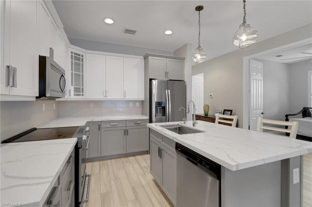 8858 Madrid Cir, Naples, FL 34104-6