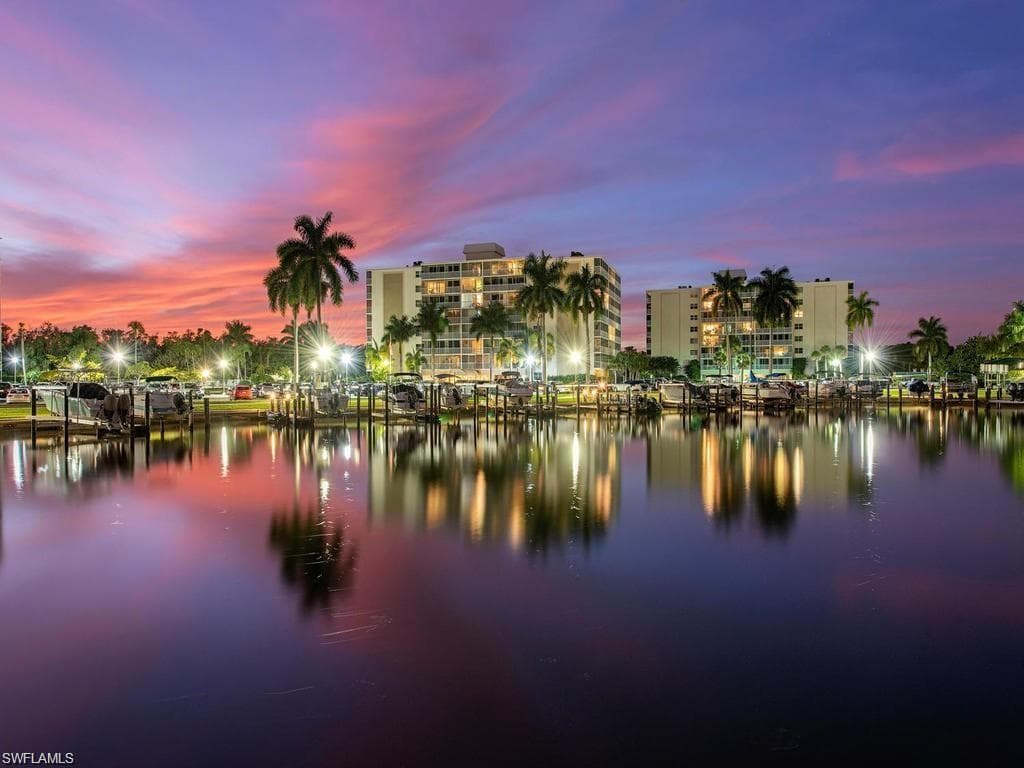 5 Bluebill Ave 701, Naples, FL 34108-10