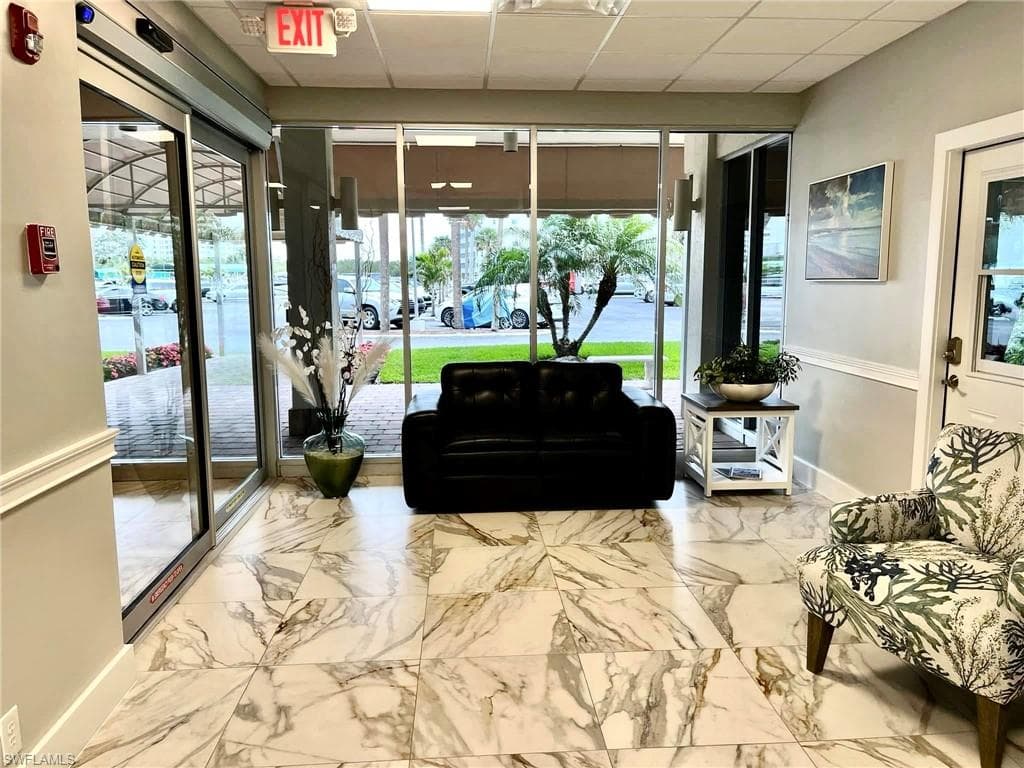 5 Bluebill Ave 701, Naples, FL 34108-25
