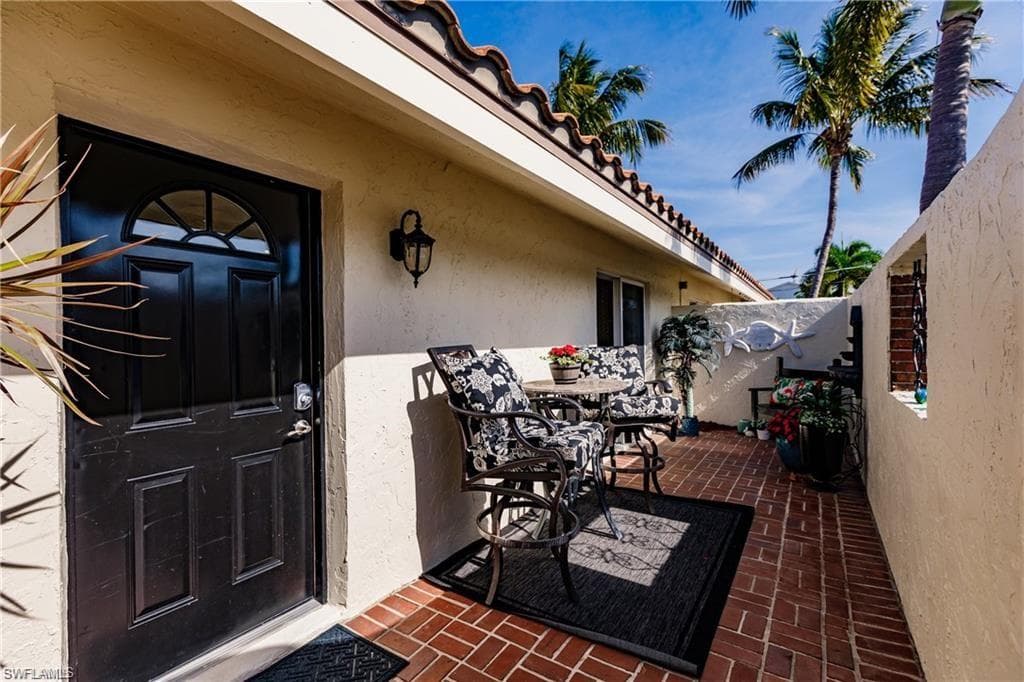 1455 Curlew Ave 1, Naples, FL 34102-19