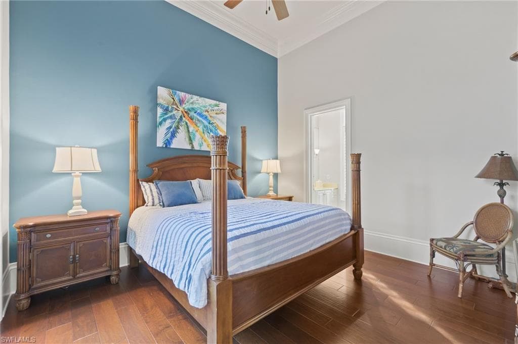 6489 Highcroft Dr, Naples, FL 34119-24