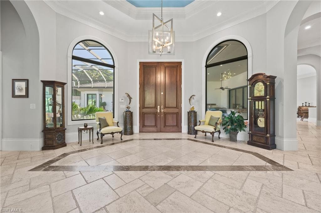 6489 Highcroft Dr, Naples, FL 34119-4