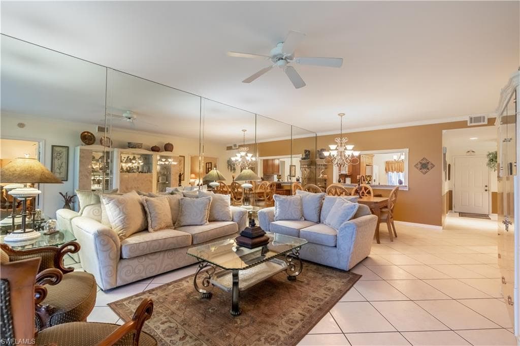 725 Saratoga Cir A103, Naples, FL 34104-14