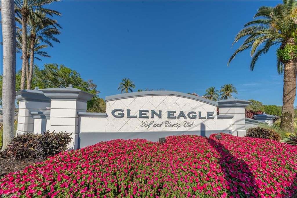 725 Saratoga Cir A103, Naples, FL 34104-40