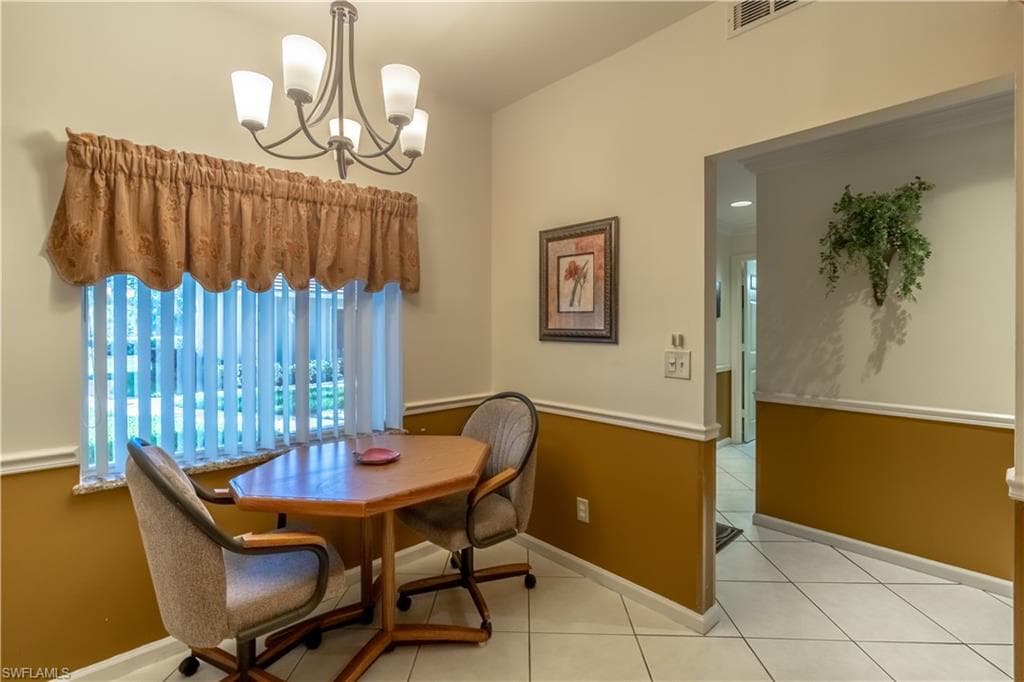 725 Saratoga Cir A103, Naples, FL 34104-6