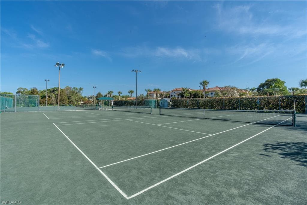 725 Saratoga Cir A204, Naples, FL 34104-42