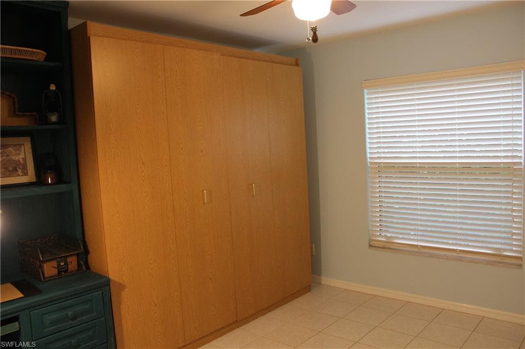 10987 Fieldfair Dr, Naples, FL 34119-22