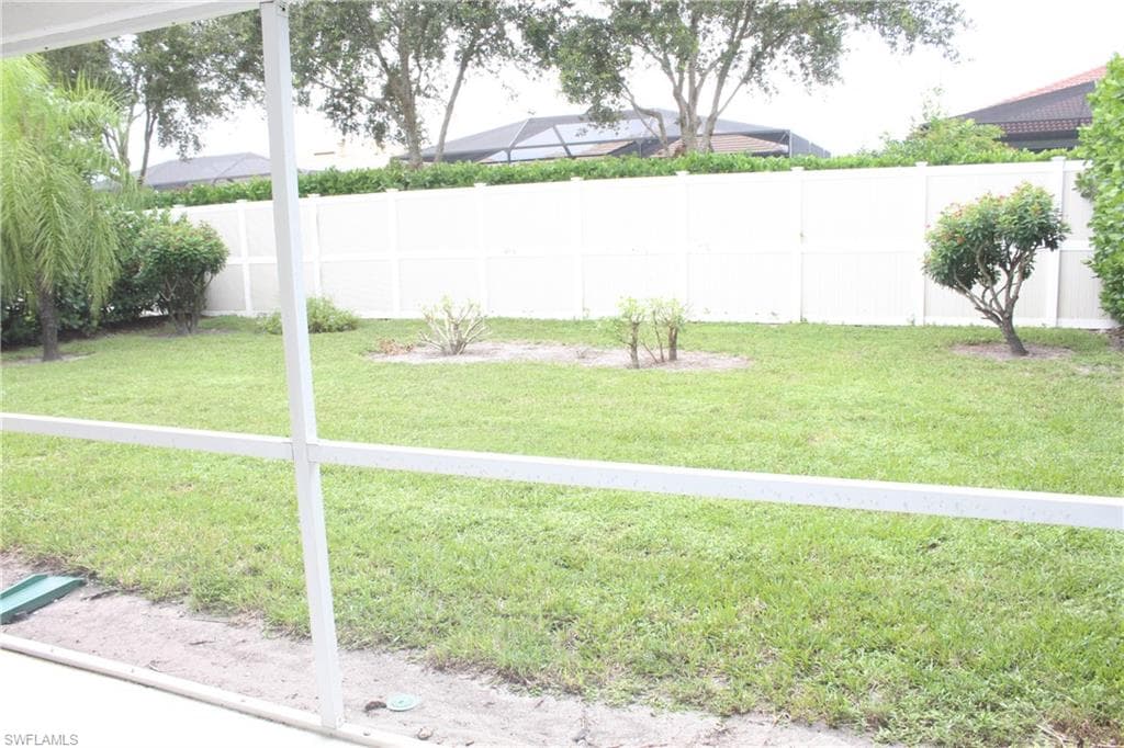 10987 Fieldfair Dr, Naples, FL 34119-29