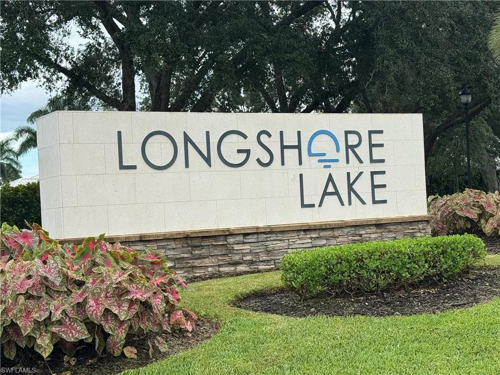 10987 Fieldfair Dr, Naples, FL 34119-34