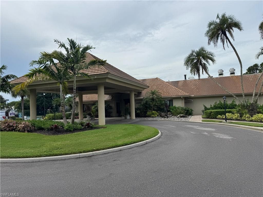 10987 Fieldfair Dr, Naples, FL 34119-35