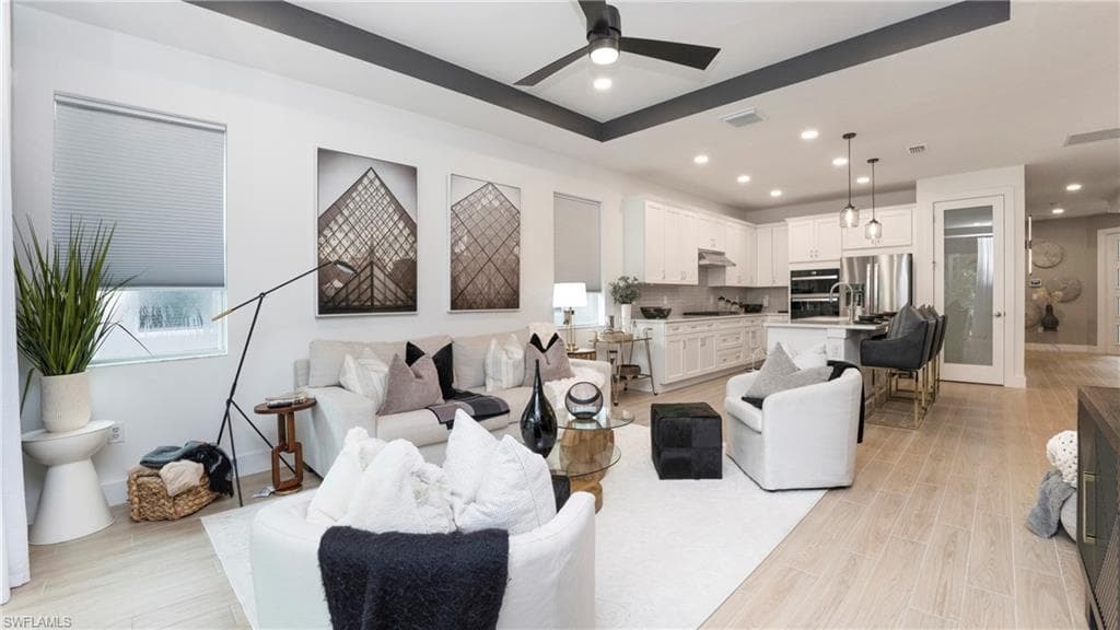 8857 Oceana Way, Naples, FL 34114-16
