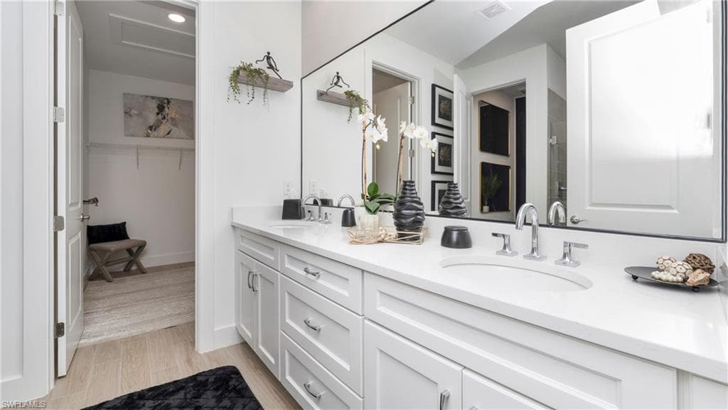 8857 Oceana Way, Naples, FL 34114-21