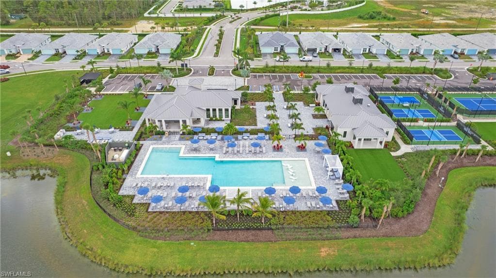 8857 Oceana Way, Naples, FL 34114-37