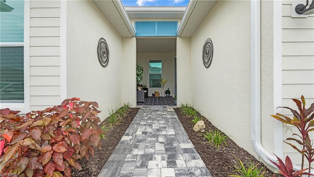 8857 Oceana Way, Naples, FL 34114-4