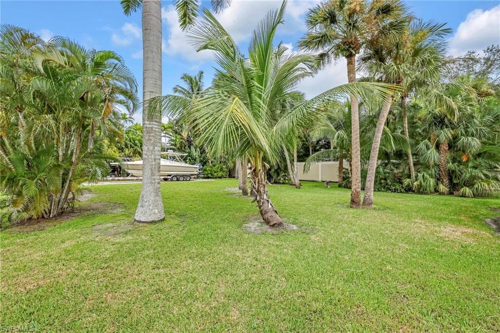 1931 Danford St, Naples, FL 34112-8