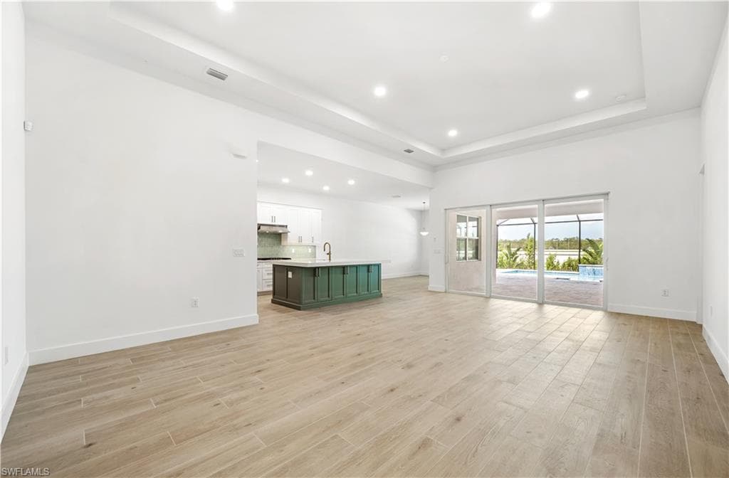 9033 Wisteria Way, Naples, FL 34114-10