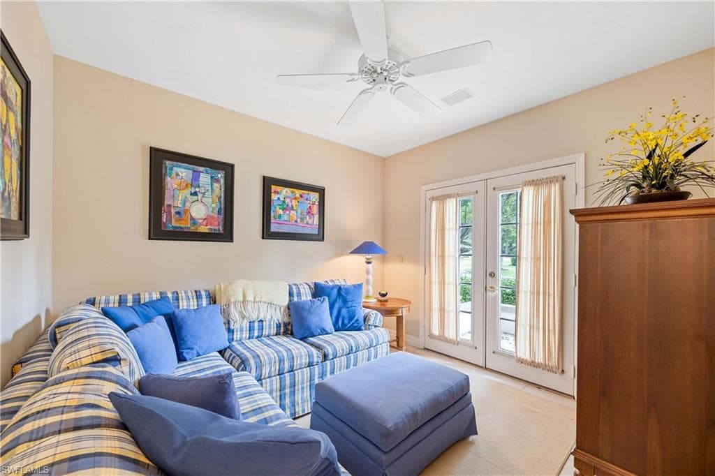 995 6th St S B1, Naples, FL 34102-18