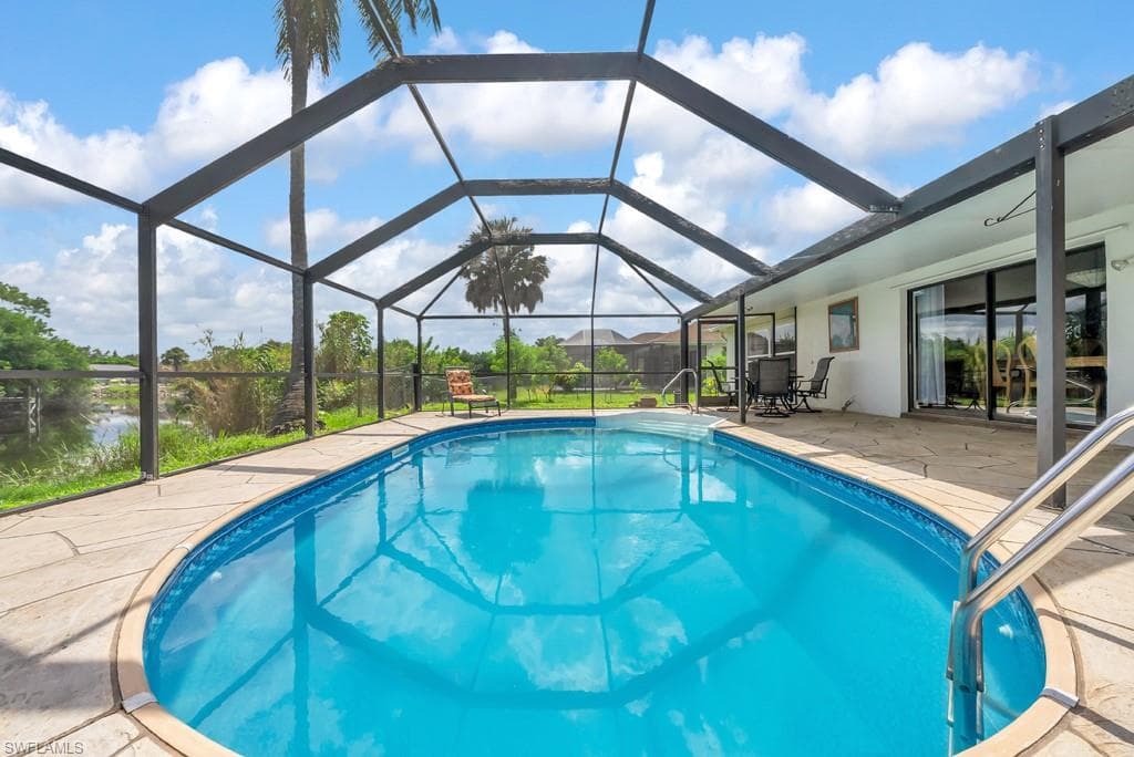 4736 25th Ave SW, Naples, FL 34116-20