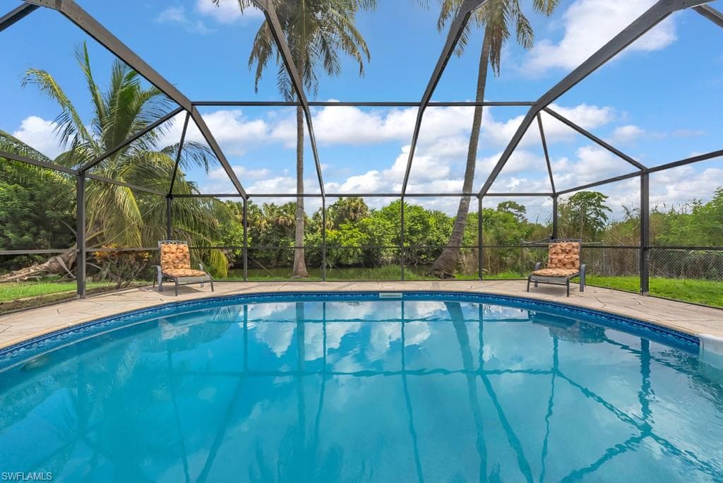 4736 25th Ave SW, Naples, FL 34116-1