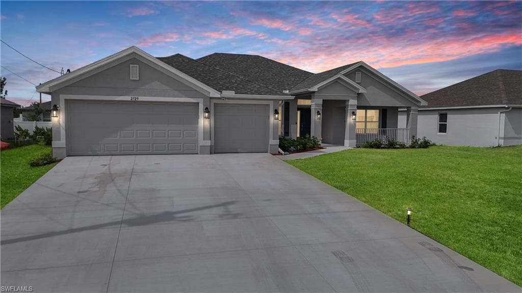 2729 5th Ter, Cape Coral, FL 33993-1