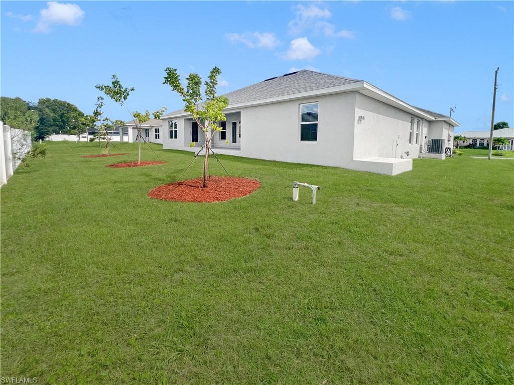 2729 5th Ter, Cape Coral, FL 33993-30