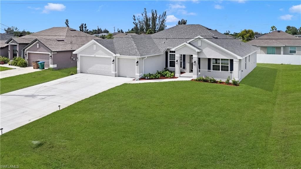 2729 5th Ter, Cape Coral, FL 33993-4