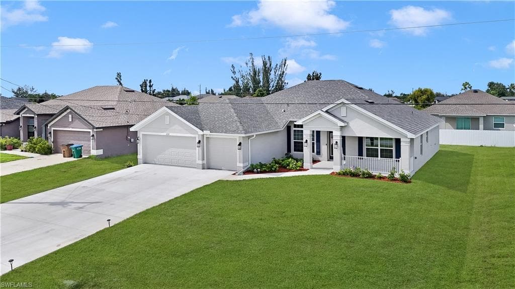 2729 5th Ter, Cape Coral, FL 33993-5